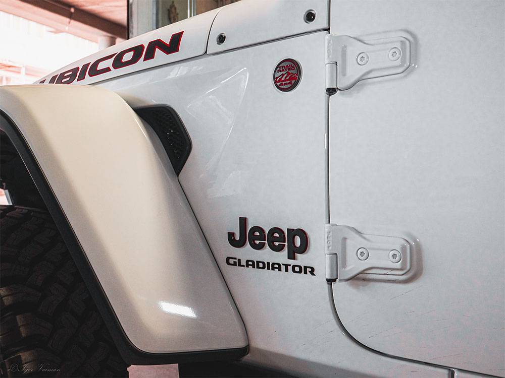 gladiator-W-rubicon-02