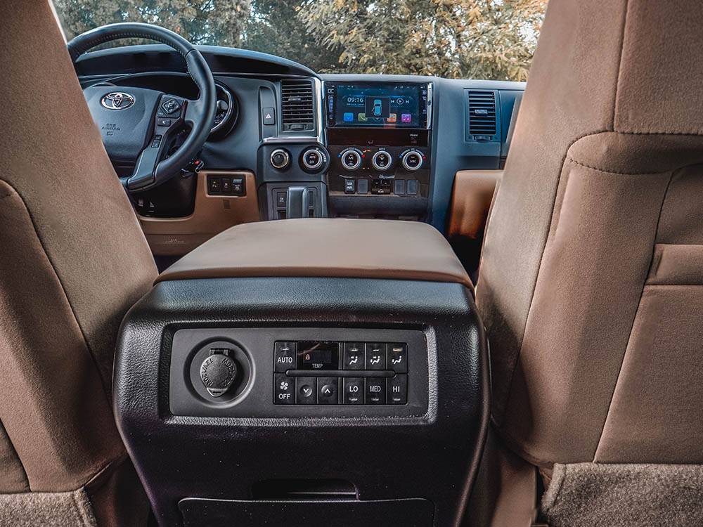 toyota_sequoia-03