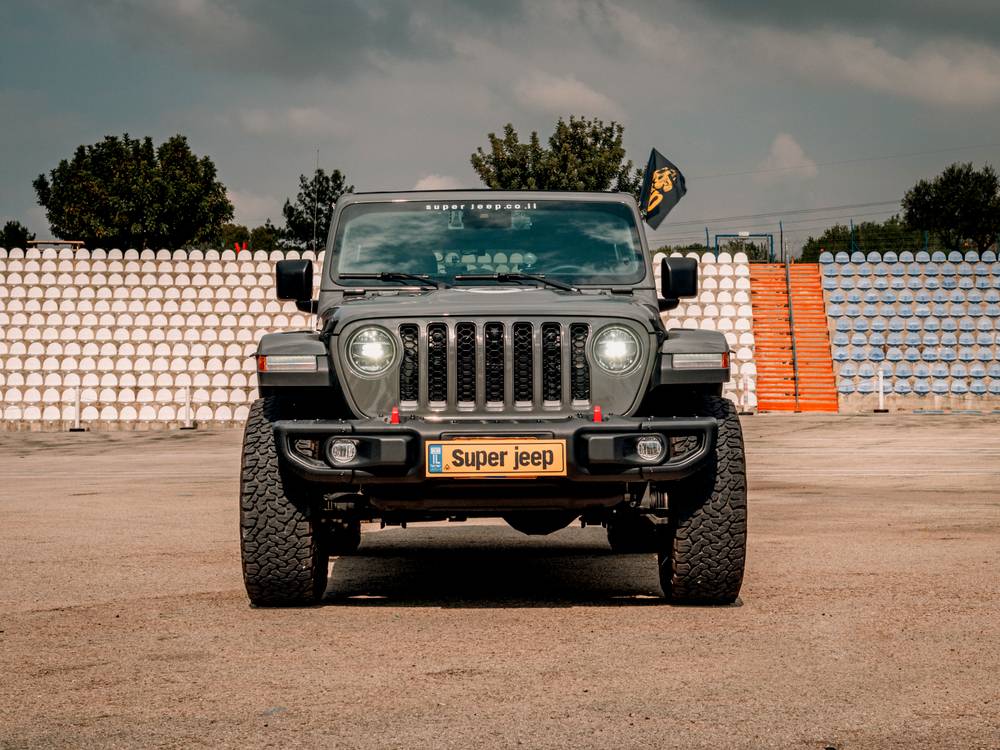 shutterstock_image (13)