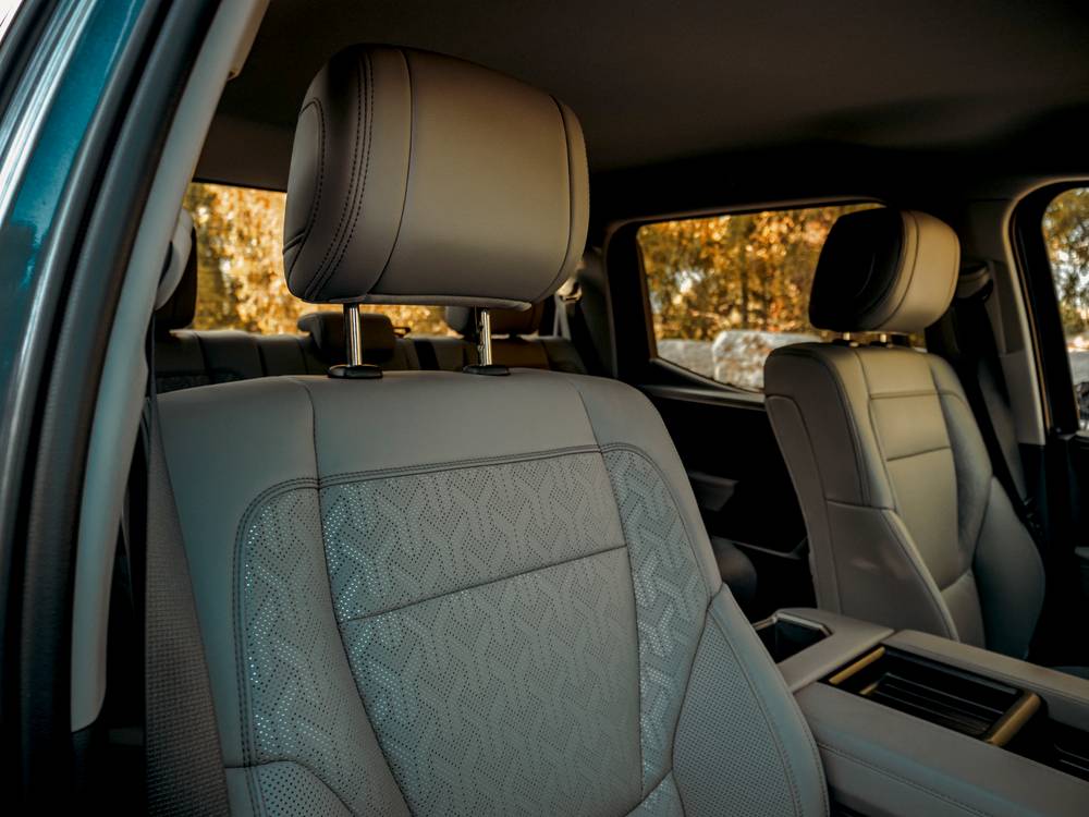 shutterstock_image - 2022-11-15T143441.638