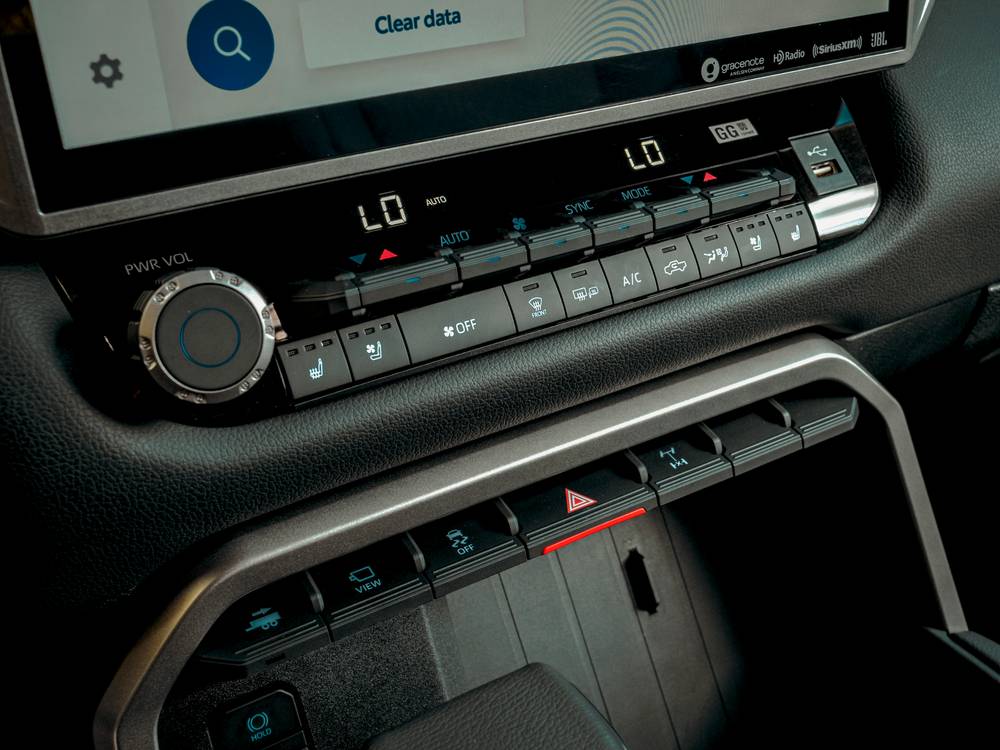 shutterstock_image - 2022-11-15T151240.891