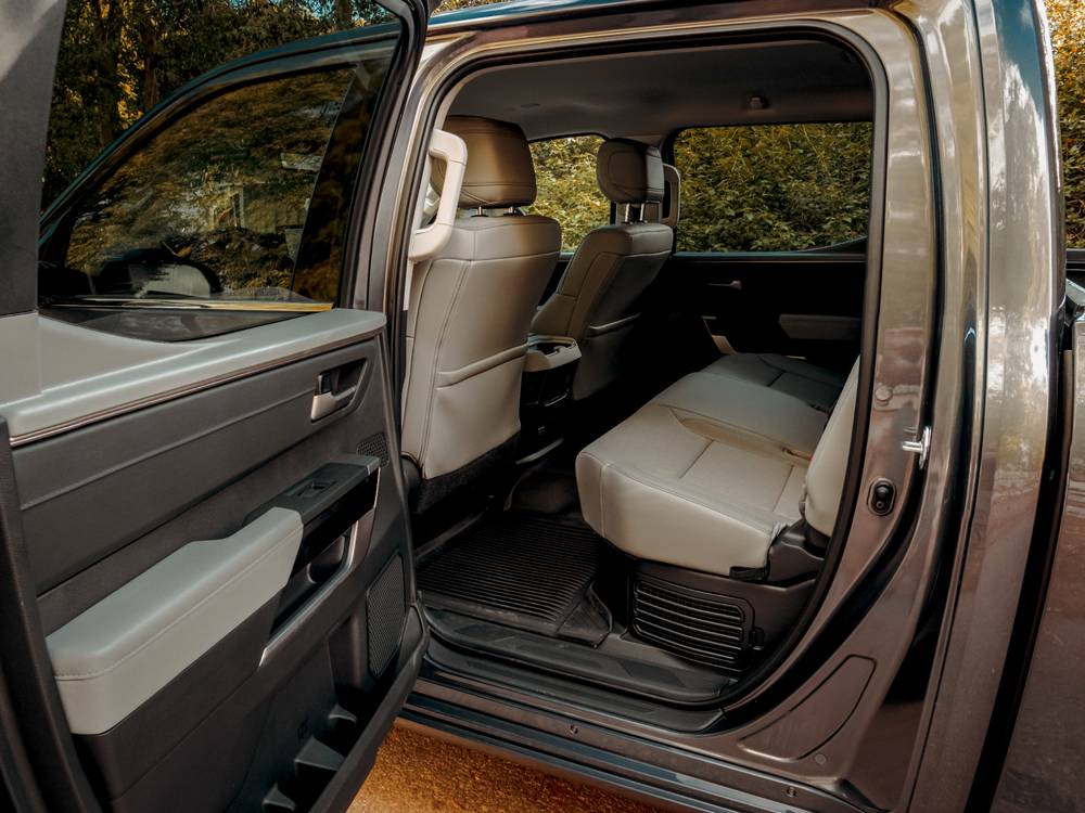 shutterstock_image - 2022-11-15T151708.879