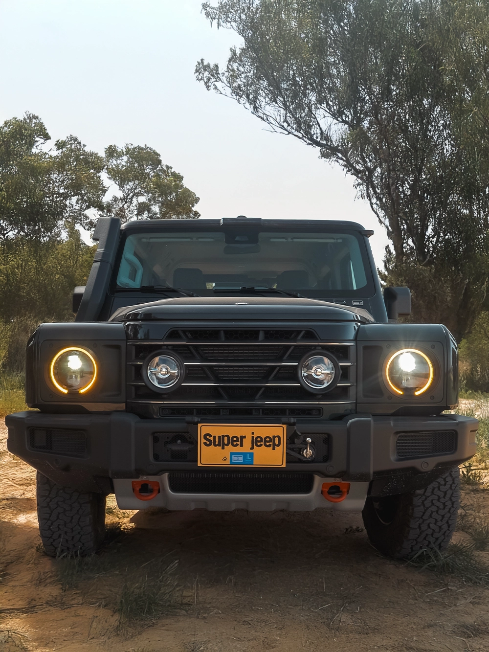 Ineos Grenadier Trailmaster - מבט קדמי