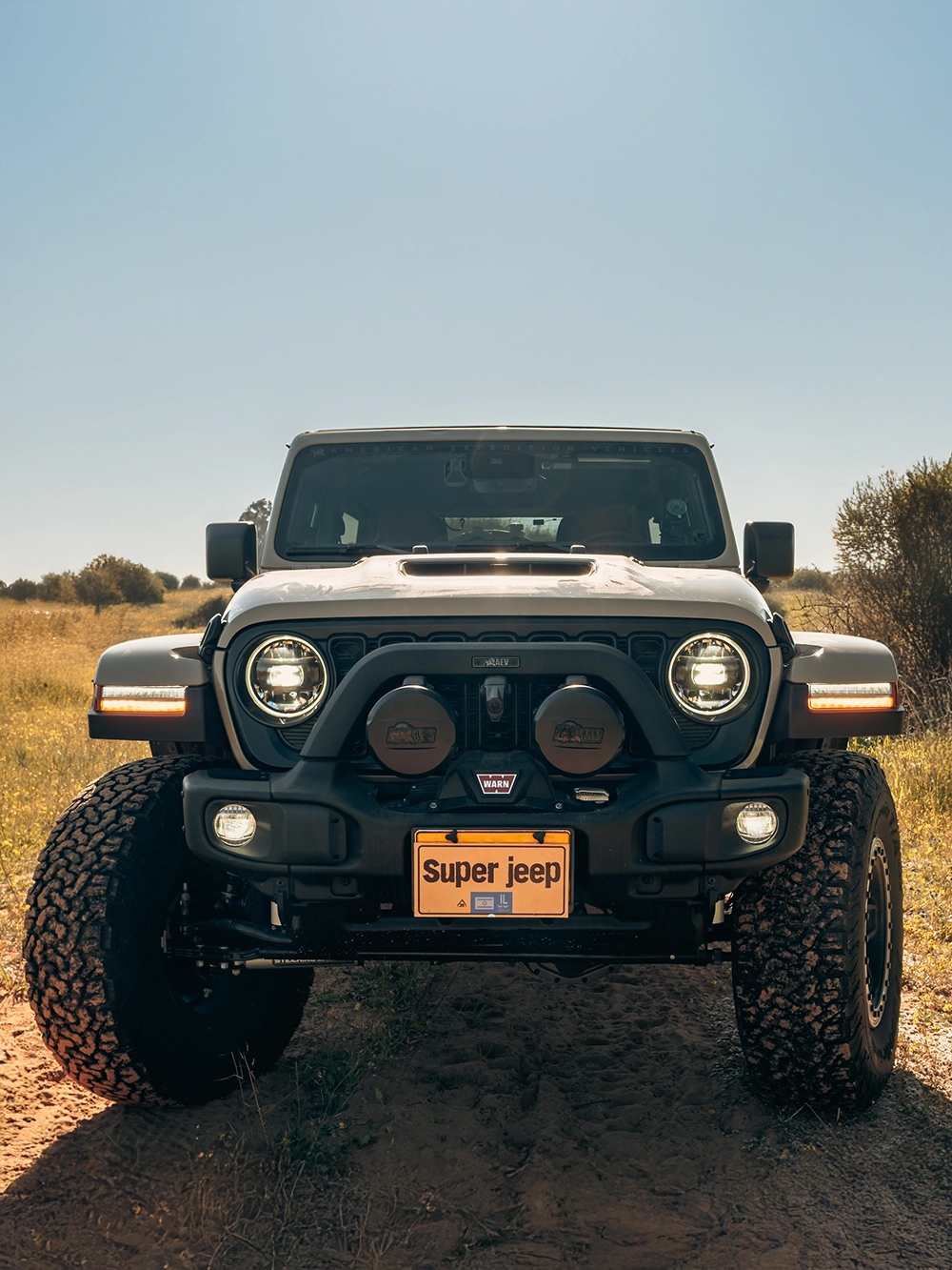 Jeep Wrangler Rubicon 392 AEV - מבט קדמי