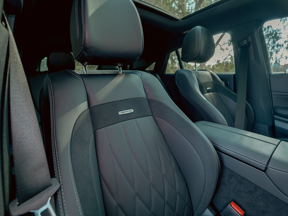 Mercedes-AMG GLE 53 Coupe - תקריב ריפוד ותפרים