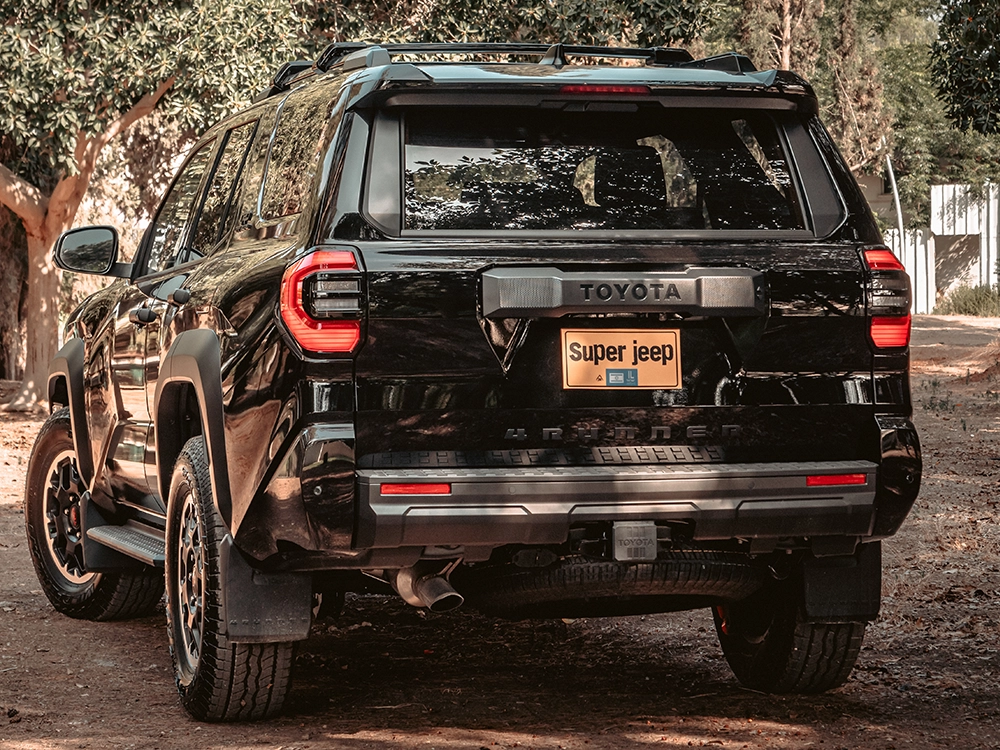 Toyota 4Runner TRD Off-Road - מבט אחורי