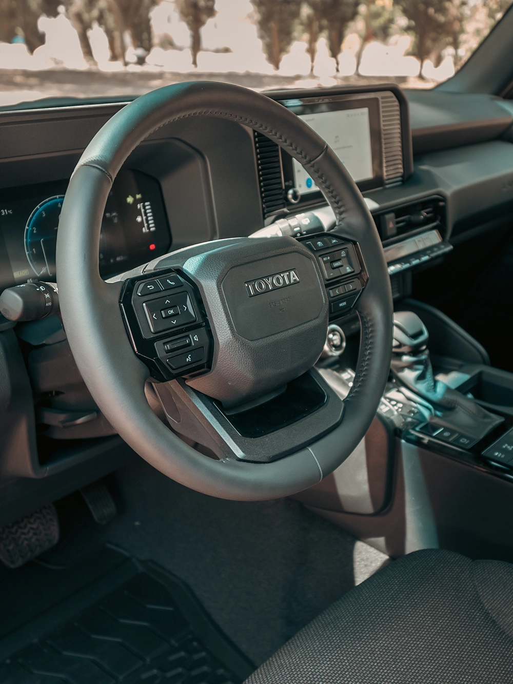 Toyota Land Cruiser - הגה לוח מחוונים