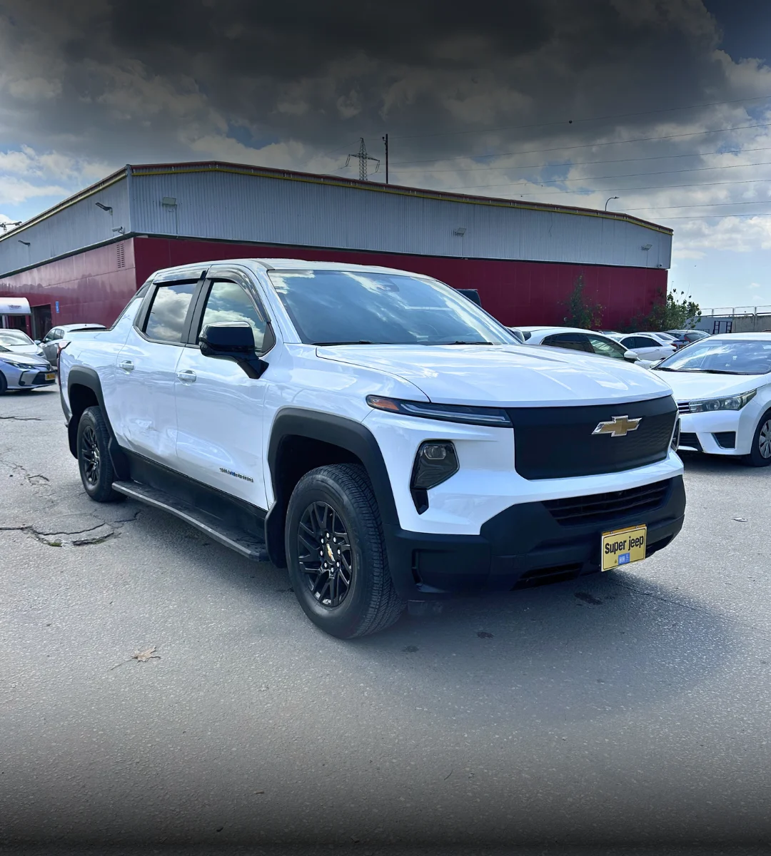 chevrolet-silverado-ev-wt8-2025-02