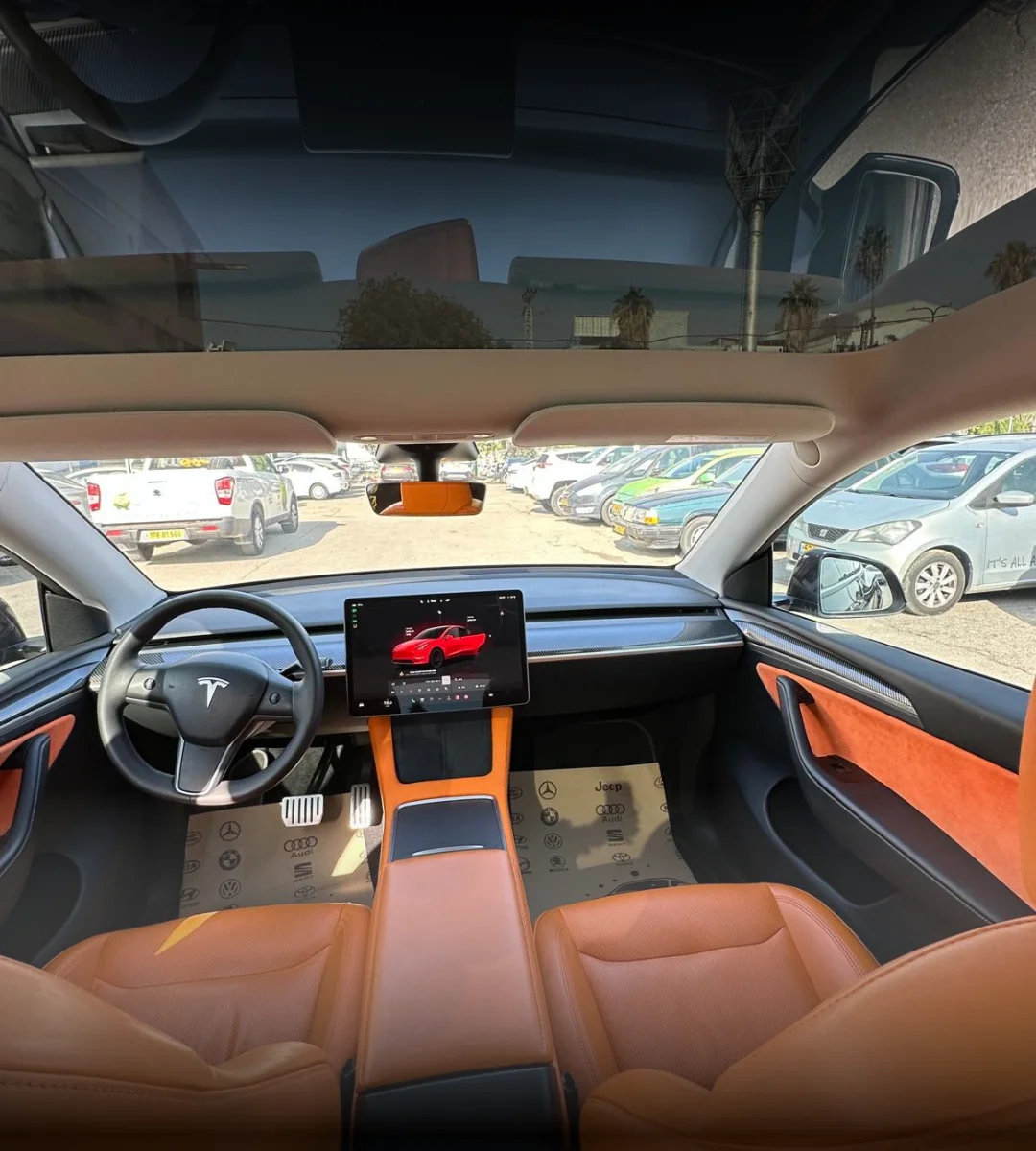 tesla-model-y-performance-06