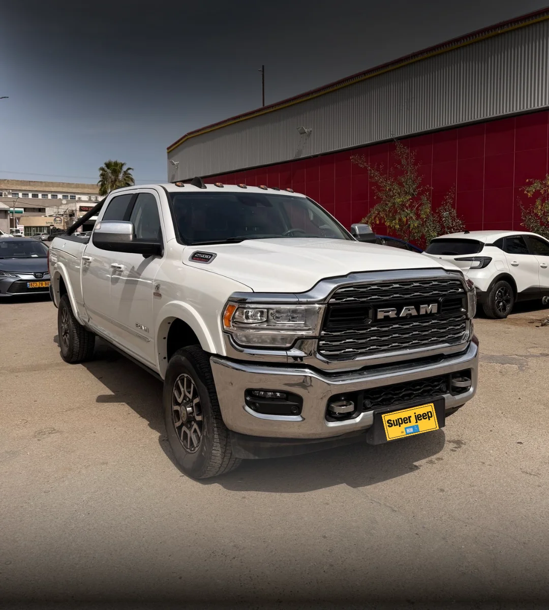 dodge-ram-2500-laramie-2023-02