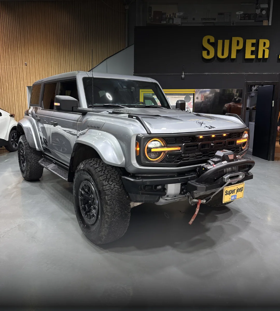 ford-bronco-raptor-2025-01
