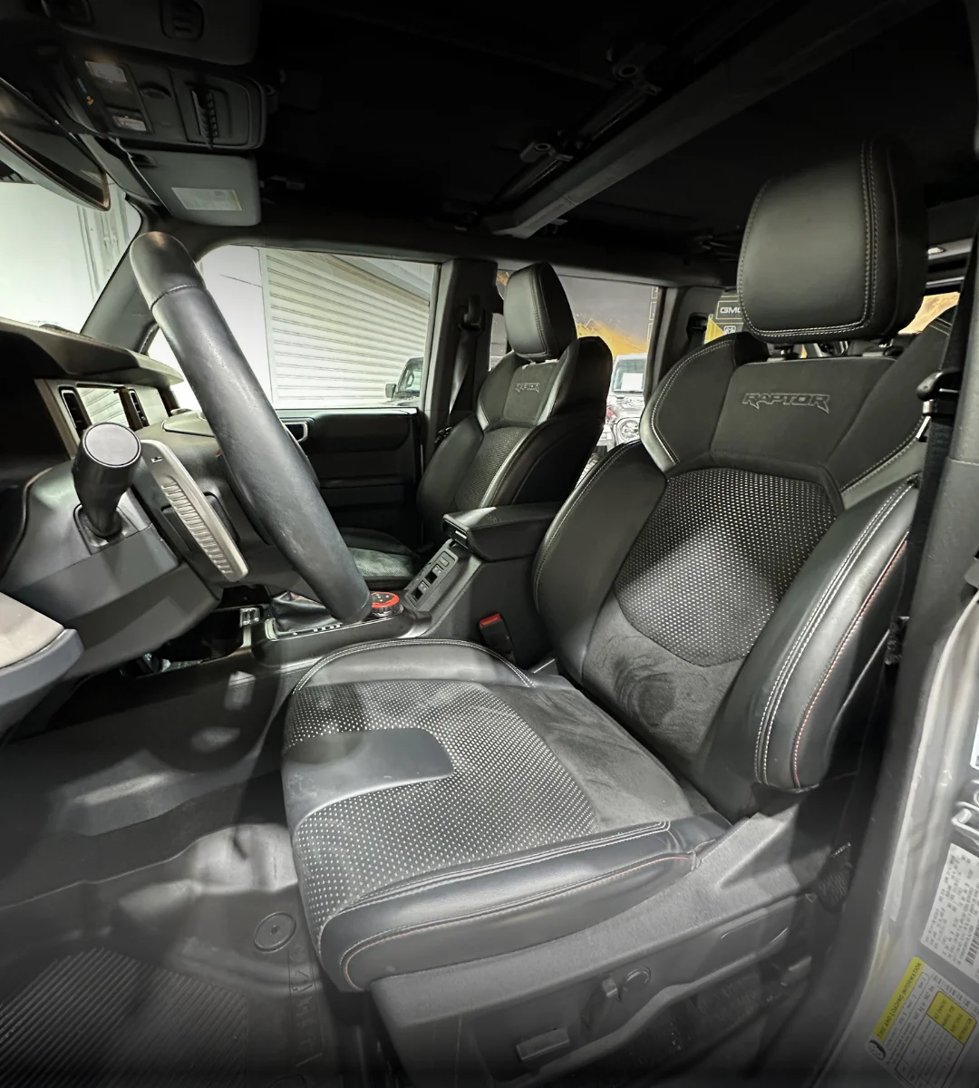 ford-bronco-raptor-2025-09