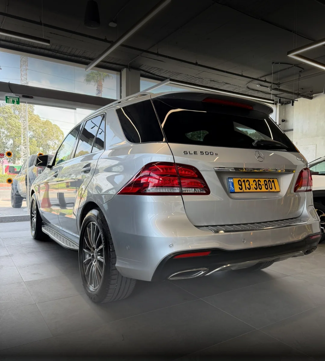 mercedes-benz-gle-500e-4matic-2018-03