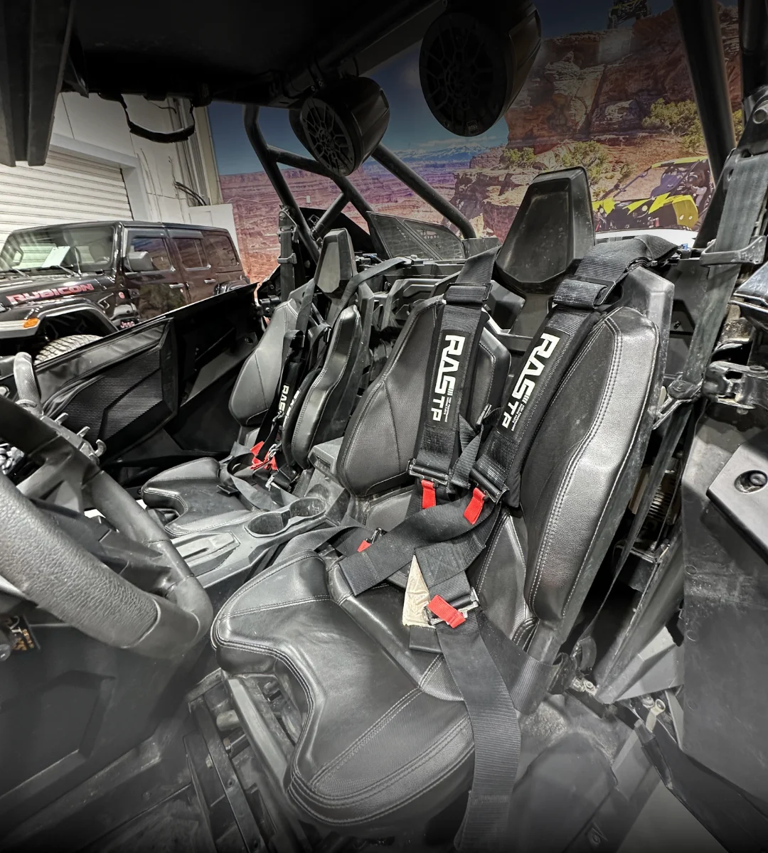 polaris-rzr-pro-xp-2023-04