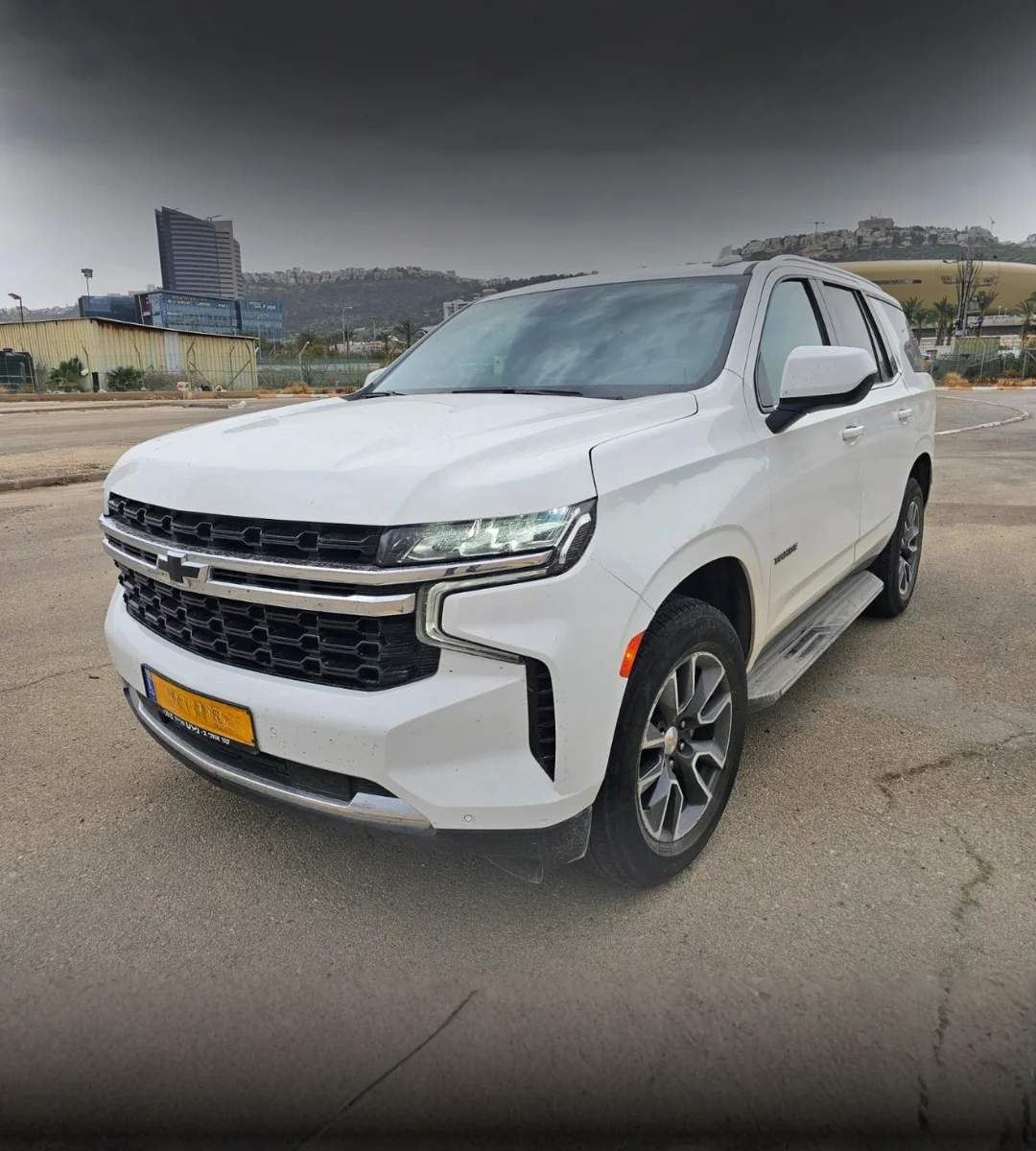 chevrolet-tahoe-ls-2023-01