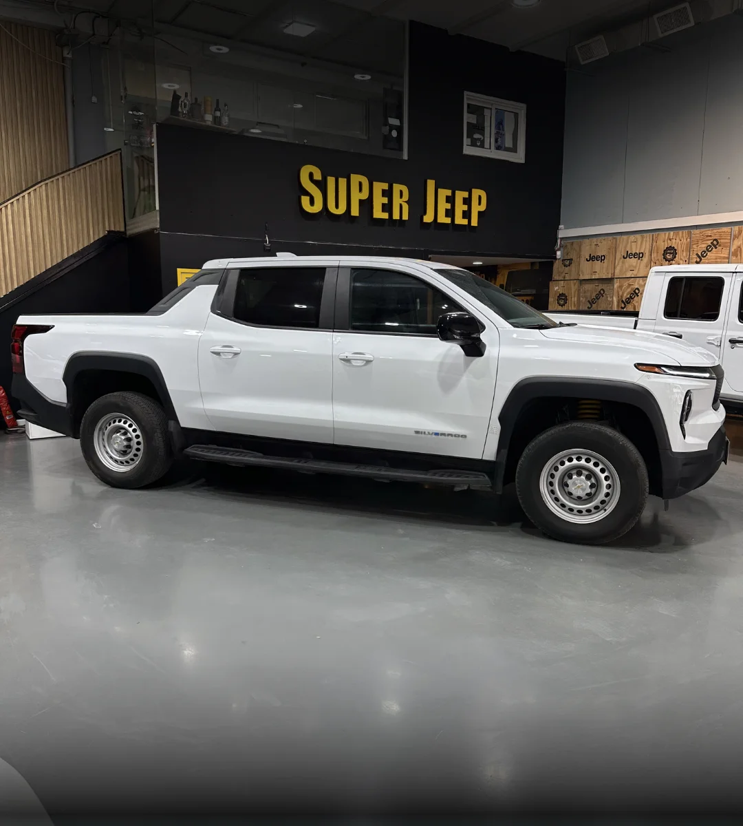 chevrolet-silverado-ev-5wt-2025-03
