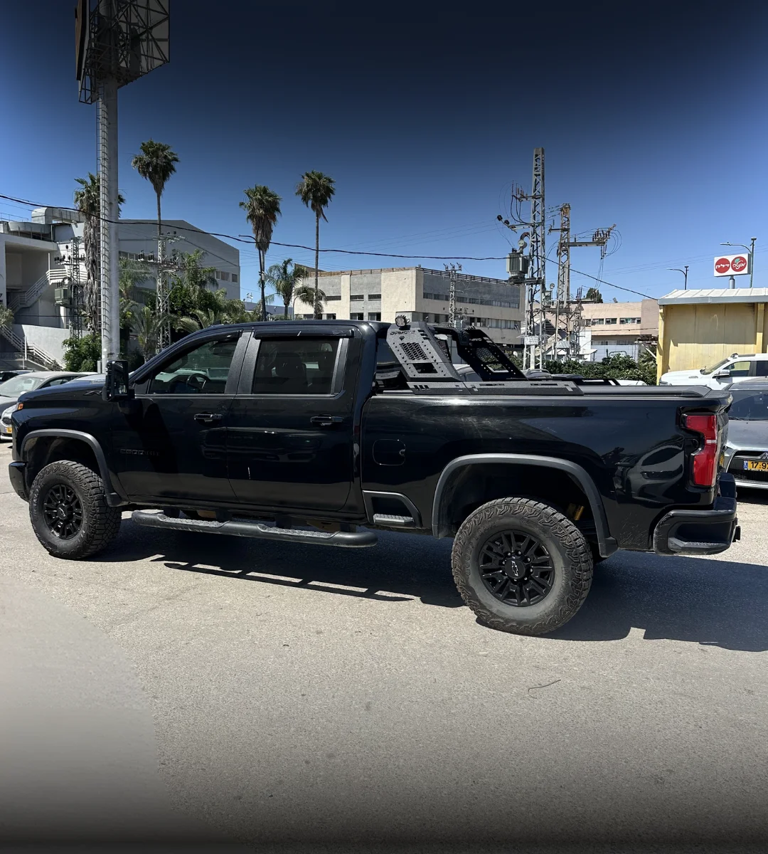 chevrolet-silverado-zr2-2025-09