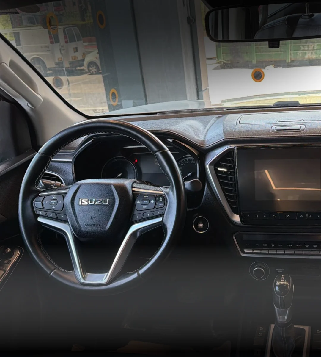 isuzu-d-max-ls-premium-2022-06