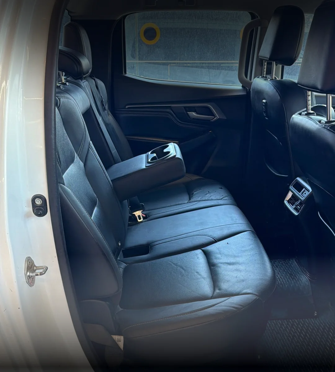 isuzu-d-max-ls-premium-2022-08