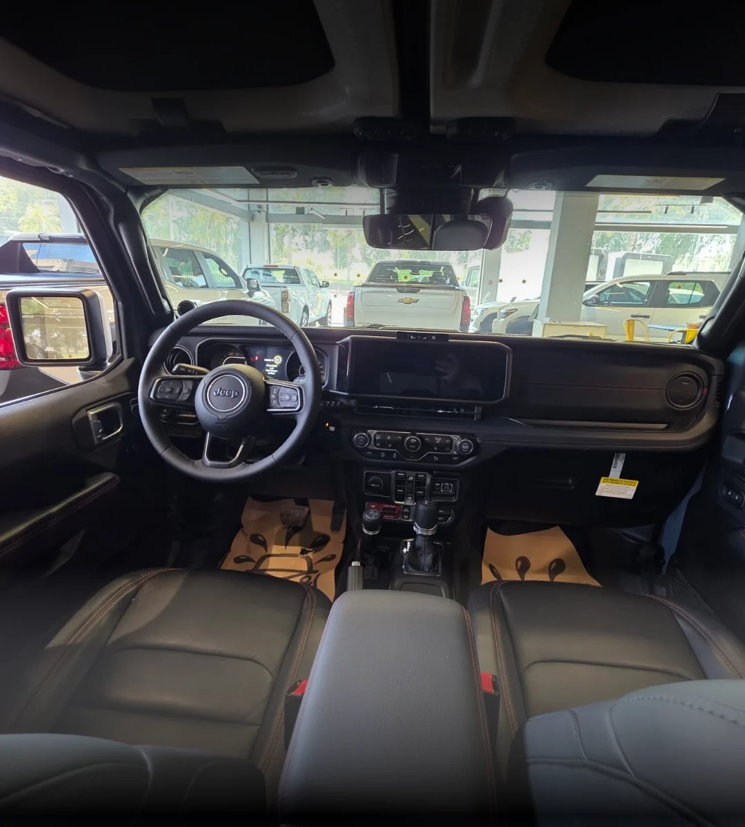 jeep-wrangler-rubicon-x-2026-08
