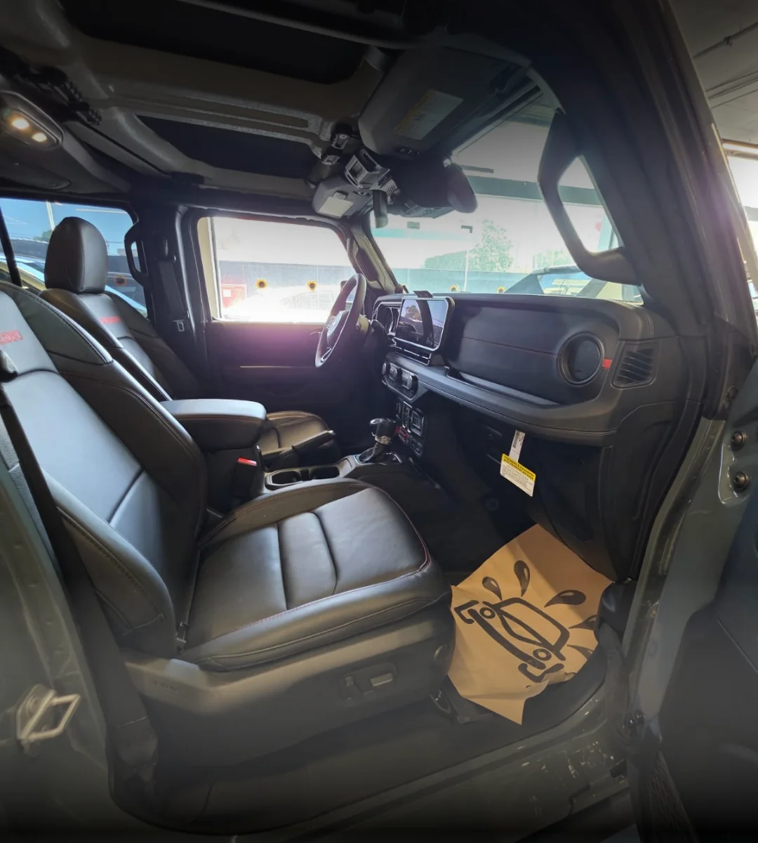 jeep-wrangler-rubicon-x-2026-09