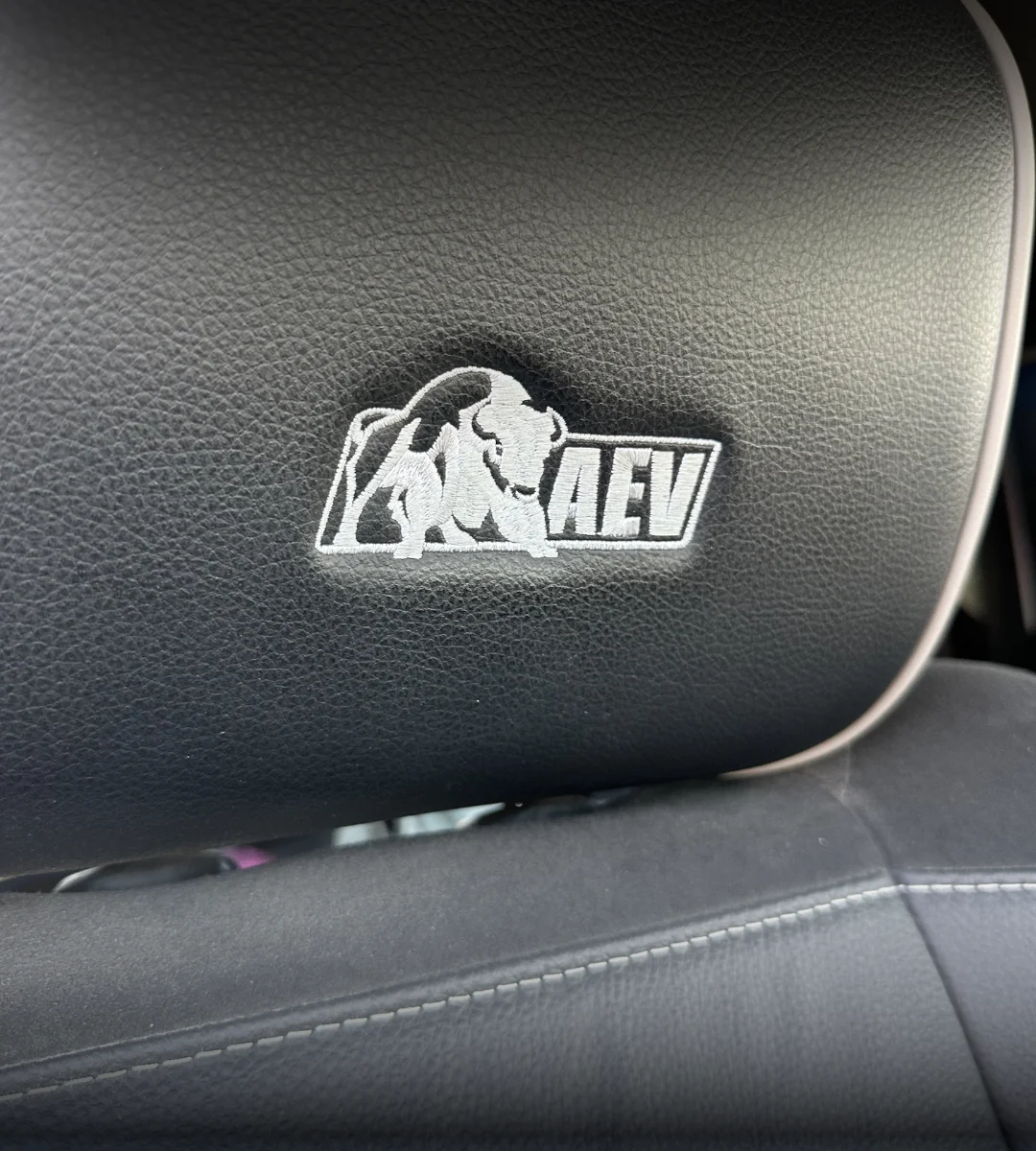 ram-2500-laramie-aev-prospector-xl-2025-10
