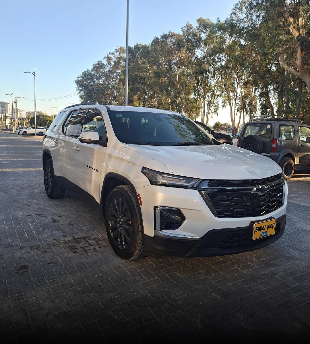 chevrolet-traverse-rs-2023-02