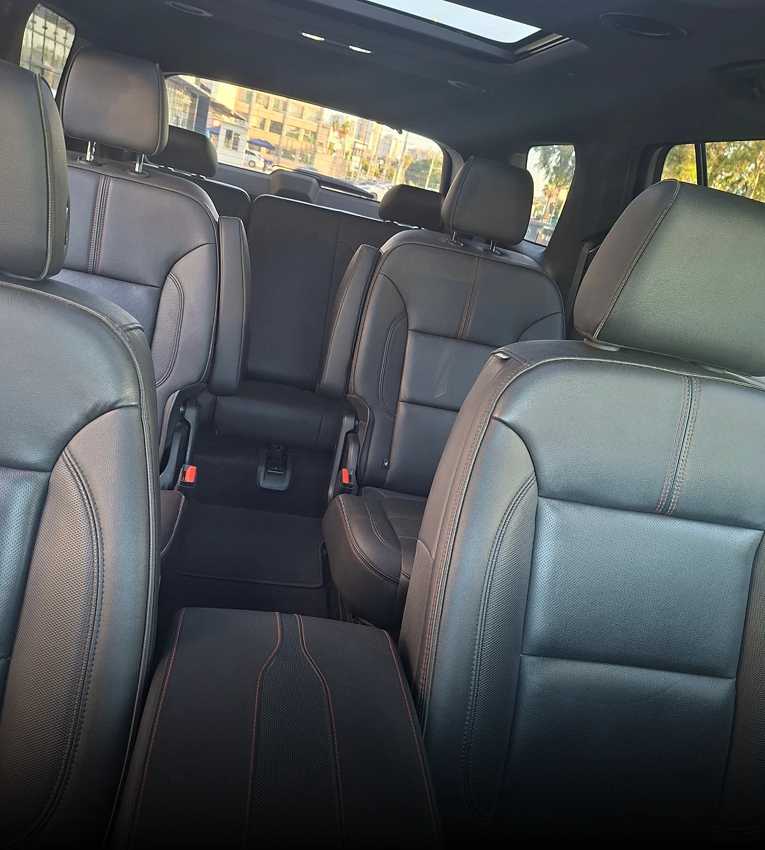 chevrolet-traverse-rs-2023-08