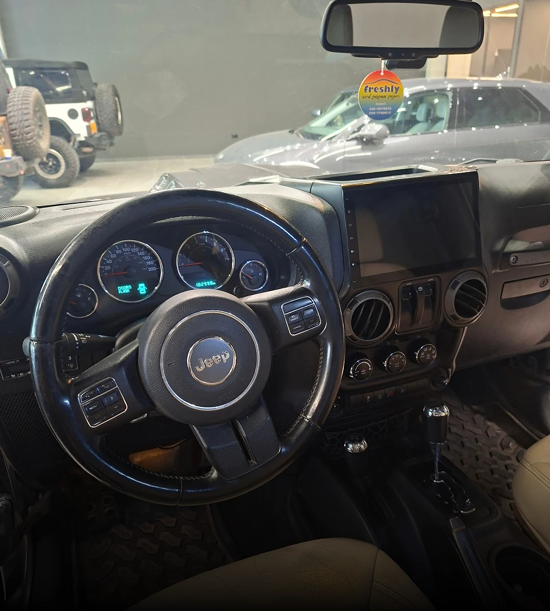 jeep-wrangler-sport-2-door-2017-05