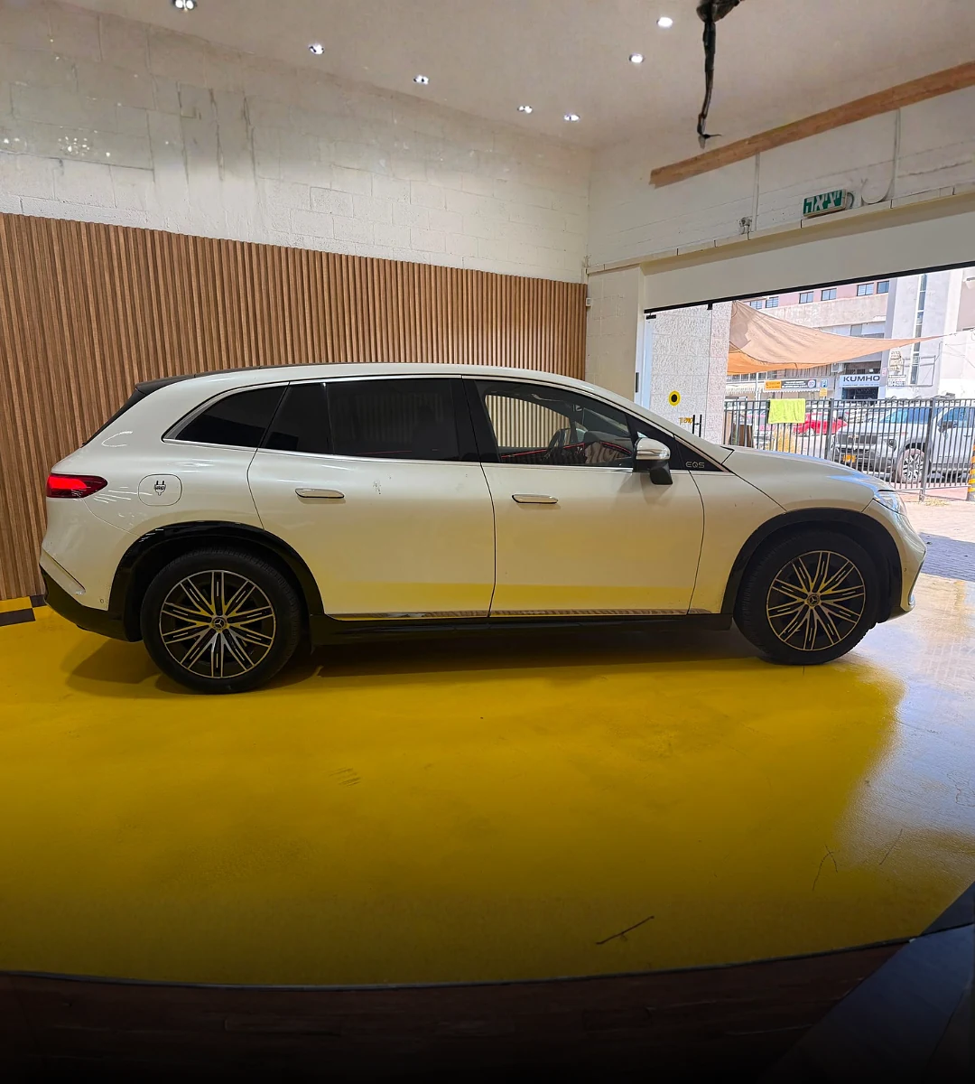 mercedes-benz-eqs-580-suv-amg-2024-06