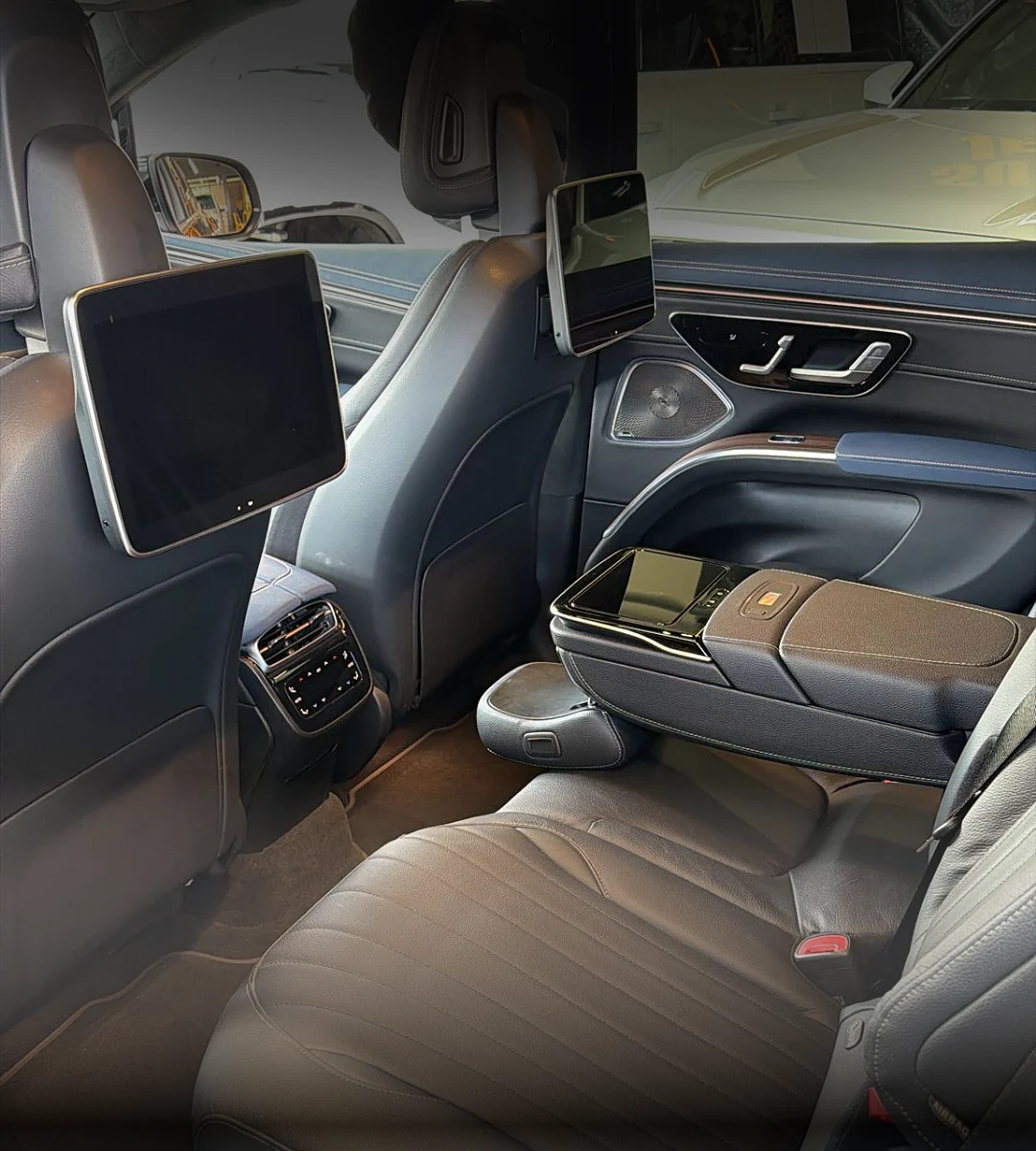 mercedes-benz-eqs-580-suv-amg-2024-06